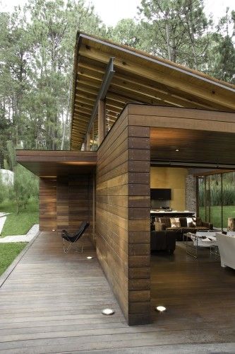 خانه نما چوبی